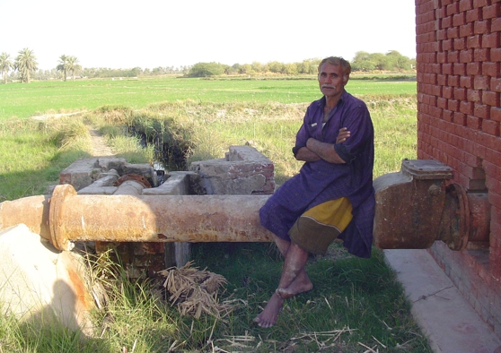 Groundwater: Pakistan SCARP drainage